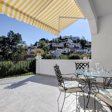 Quaint 2 Bedroom Townhouse With Pool Close To Sea! Benalmádena Exterior foto