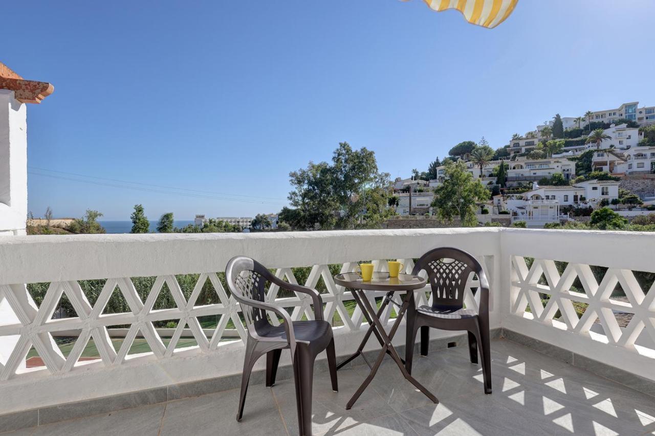 Quaint 2 Bedroom Townhouse With Pool Close To Sea! Benalmádena Exterior foto